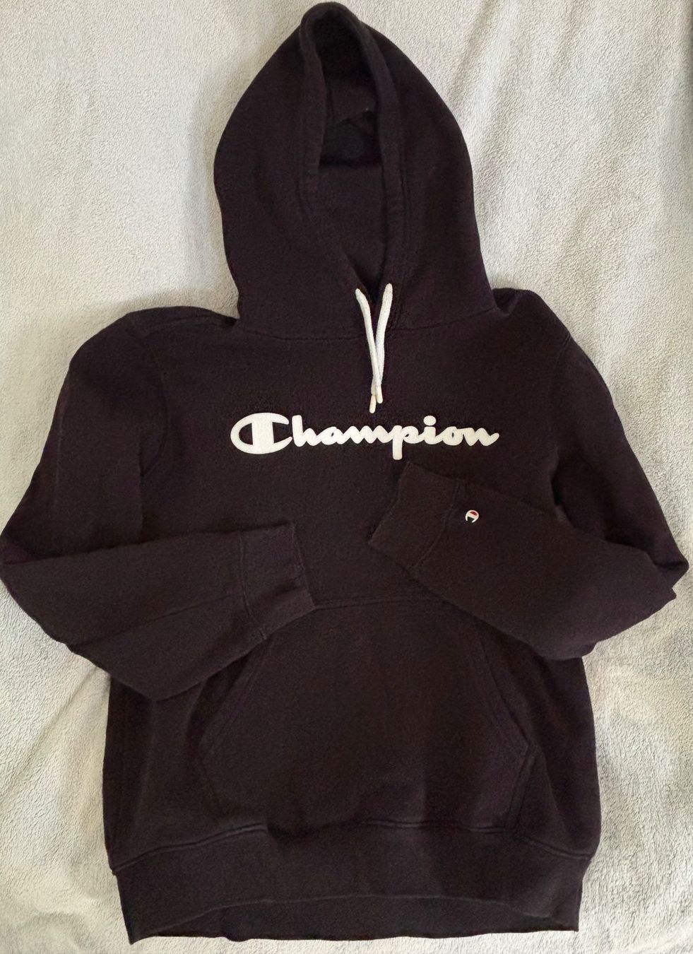 Pulls & Sweat-shirts: Pullover Champion Grösse M – D'occasion à Meilen par Danu_9hfp