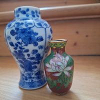Versand möglich! Asiatische Vasen, 1 davon Cloisonne