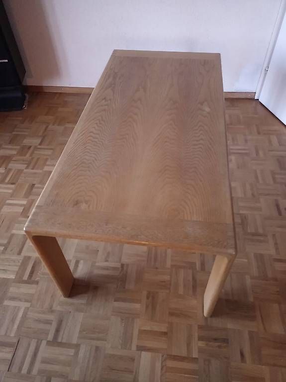 Tische: Holz Salontisch – Gebraucht aus Gränichen von Bubui