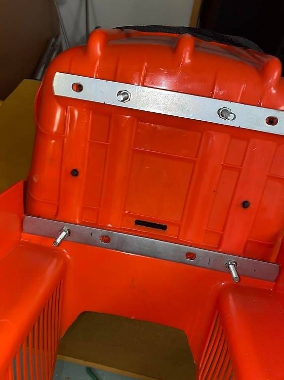 Seggiolini per auto: älterer Velokindersitz ungebraucht – Usato da Bern venduto da ToysPlusVintage 3