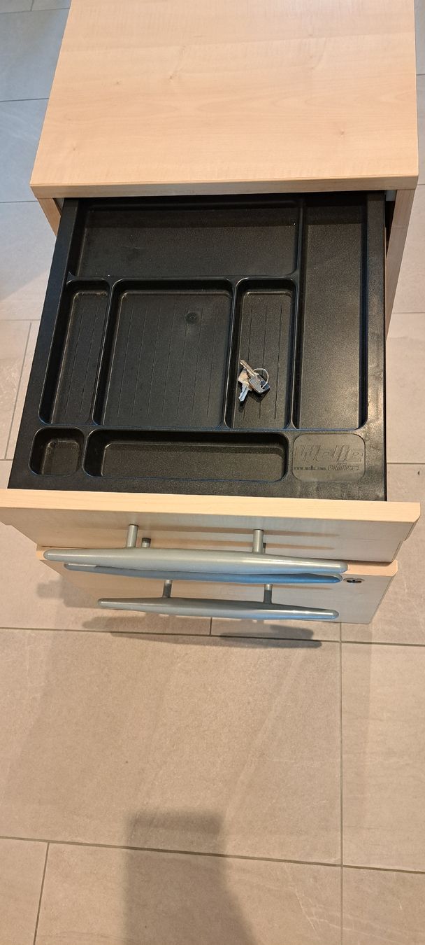 Korpus: Caisson de bureau design et fonctionnelen bois – Gebraucht aus Hombrechtikon von Atroms47 3