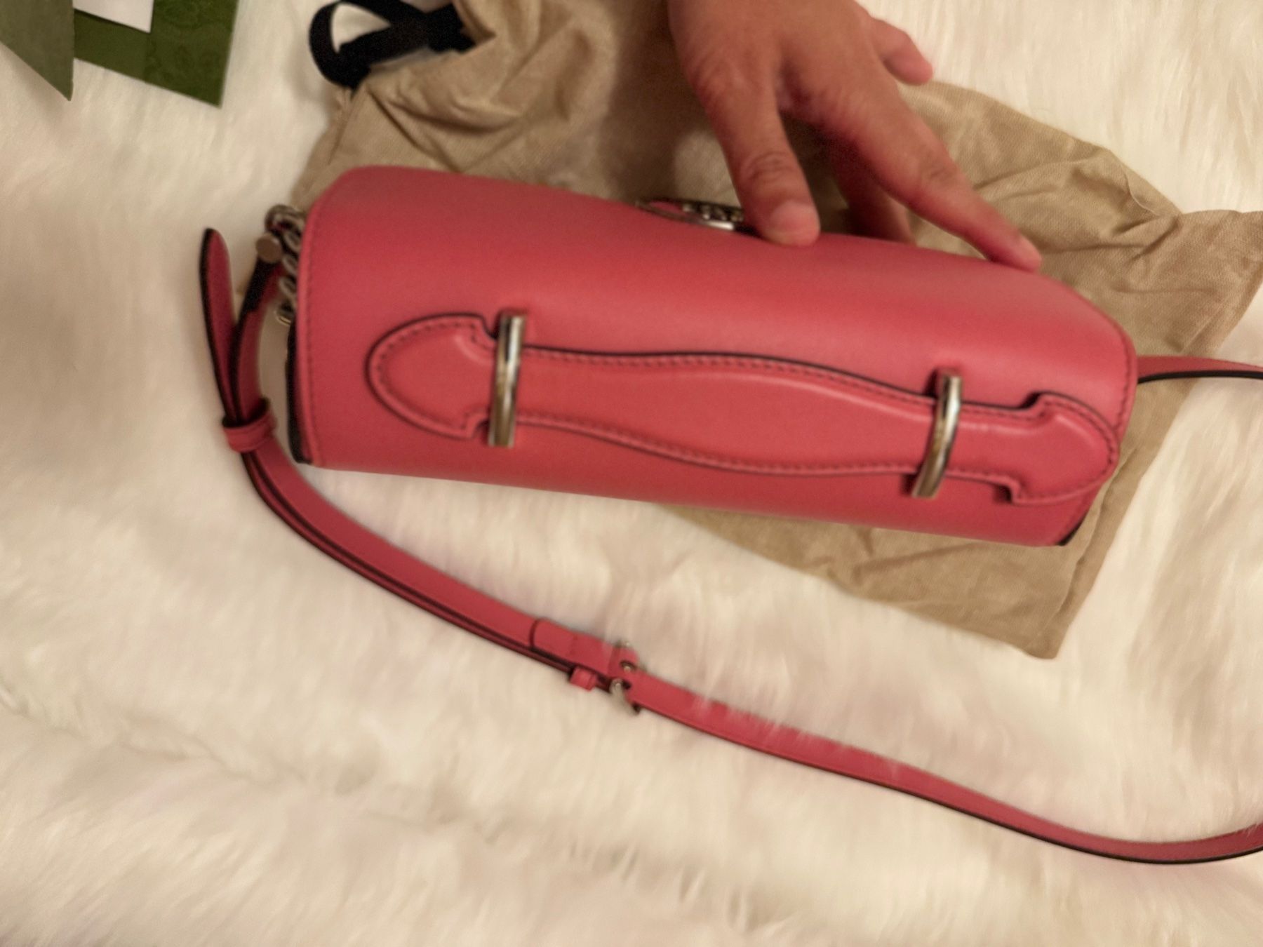Gucci Sacs femmes: Gucci  Umhängetasche - Rosa Leder Neu – Neuf avec emballage d'origine à Grossdietwil par RSW032 1