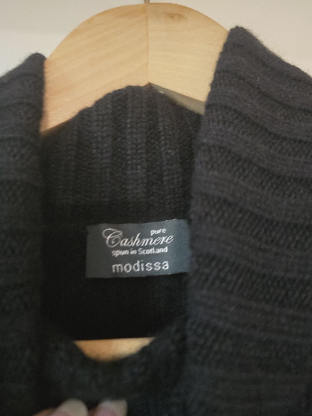 Maglioni & Felpe: Rollkragenpullover 100% Kaschmir Grösse S guter Zustand – Usato da Bülach venduto da Cat_2.5 2