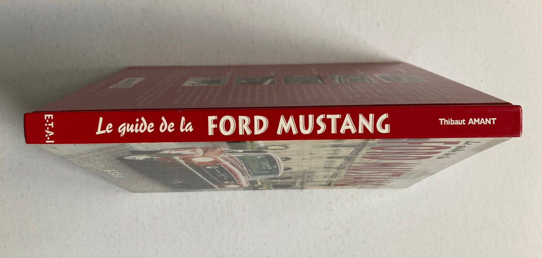 Libri: FORD MUSTANG (LE GUIDE COMPLET DE LA) – Usato da Vandoeuvres venduto da ngc_9qj2 1