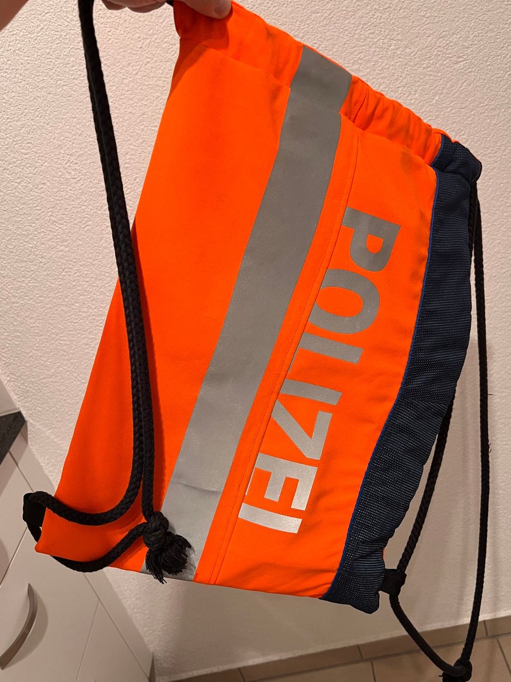 Borse: Polizei Turnbeutel / Kordeltasche – Usato da Winterthur venduto da ChicMarkt