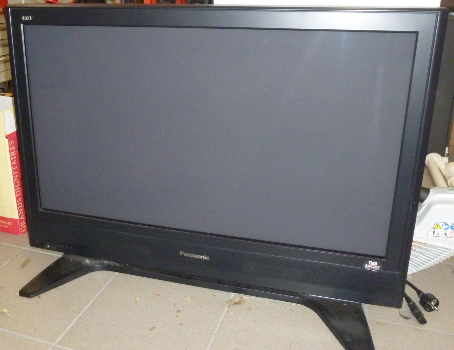 Panasonic Televisori: Téléviseur plasma   Panasonic TH-37PX7E – Usato da Sierre venduto da Candi76 1