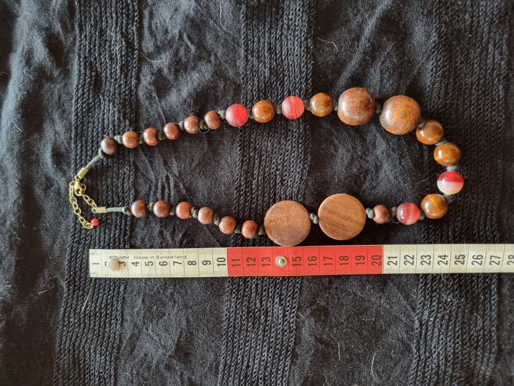 Catenine: Modeschmuck - Halskette aus Holz – Usato da Ueberstorf venduto da andreabruegger 3