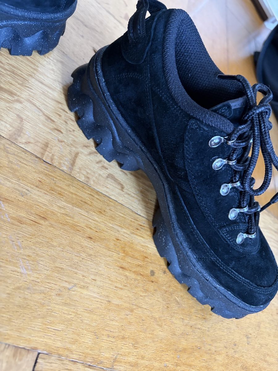 Nike Damenschuhe: Nike Lahar Low – Gebraucht aus Basel von Opina01 1