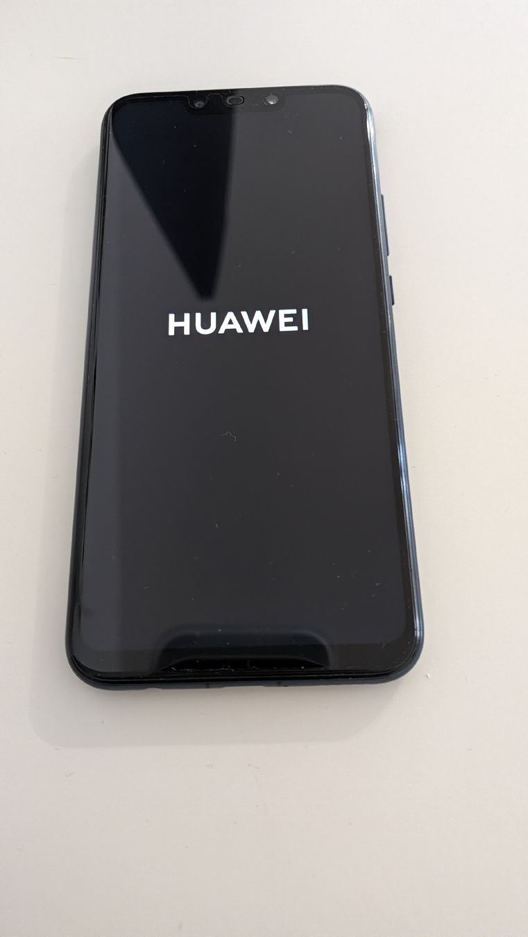 Huawei Telefoni cellulari / Smartphones: Huawei Mate 20 Lite – Usato da St. Gallen venduto da MicheleBianco