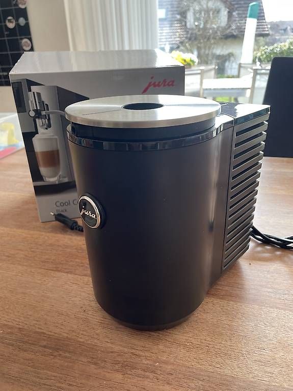 Kaffeemaschinen & Espressomaschinen: Jura Milchbehälter Cool Control 1.0 l, Schwarz – Gebraucht aus Bazenheid von josiba_6 1