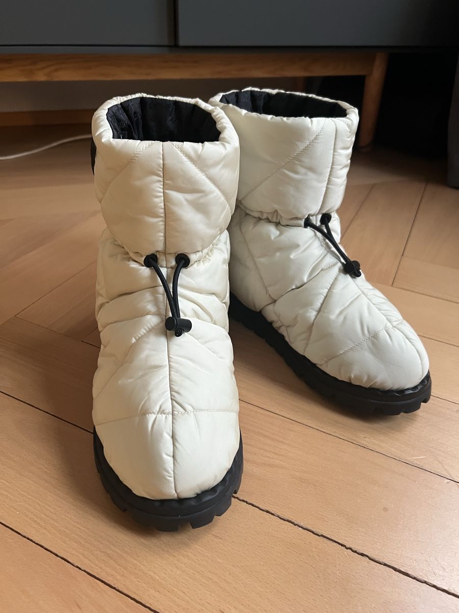 Prada Damenschuhe: Prada boots – Neu (gemäss Beschreibung) aus Zürich von modcoss 1