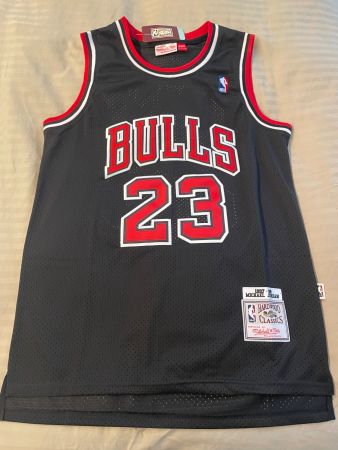 Hardwood Classics NBA Shirt Chicago Bulls Michael Jordan neu