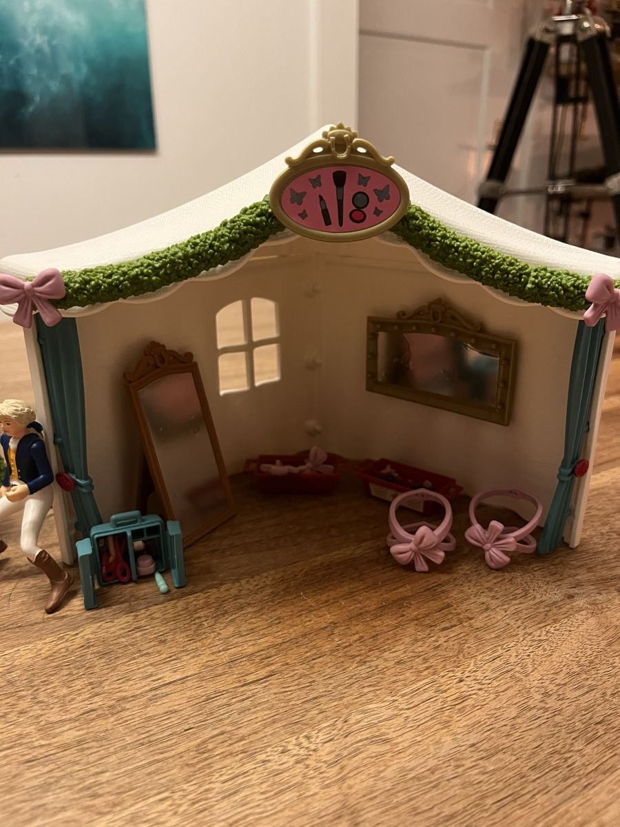Schleich Giocattoli: Schleich Pferdeshow mit Zubehör – Usato da Weesen venduto da D0101D 2