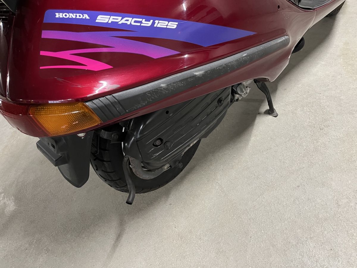 Honda Scooters: Honda Spacy 125 CH – D'occasion à Lützelflüh-Goldb par Wrangler73 3