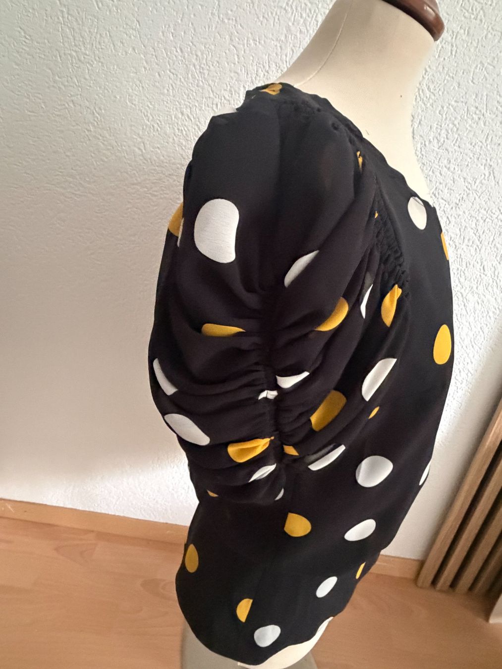 Camicette: Damen Bluse m – Usato da Liestal venduto da aarroon 4