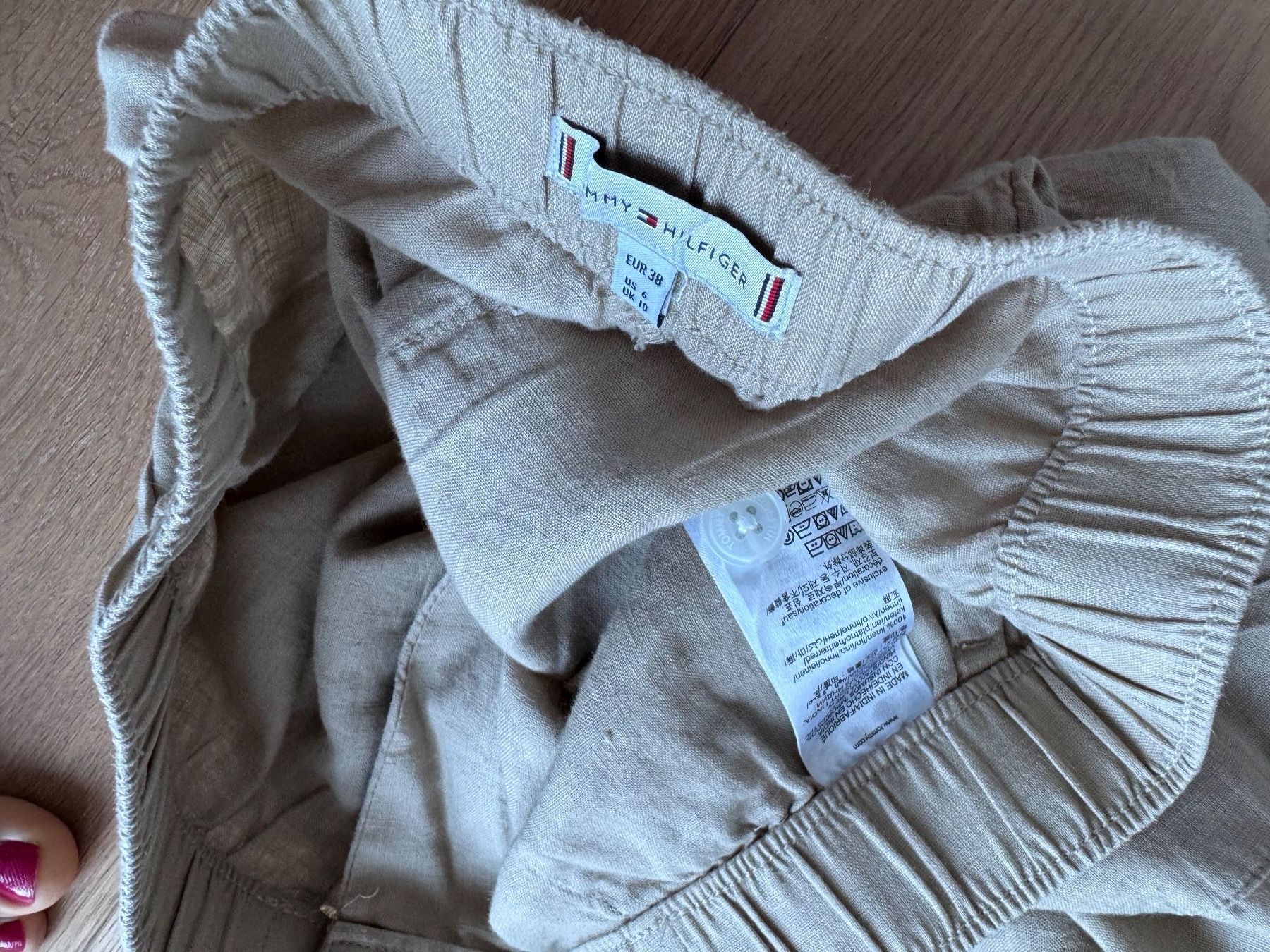Tommy Hilfiger Pantaloni: Tommy Hilfiger Leinen Shorts 38 – Usato da Hausen am Albis venduto da Mely182 2