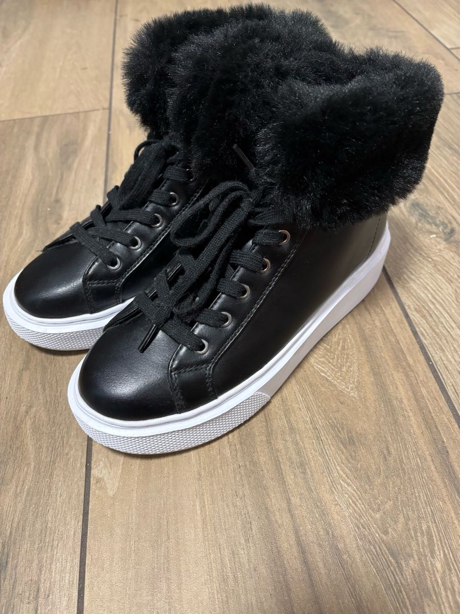 Guess Scarpe da donna: Guess Schuhe – Nuovo (secondo la descrizione) da Zürich venduto da arm_xk95