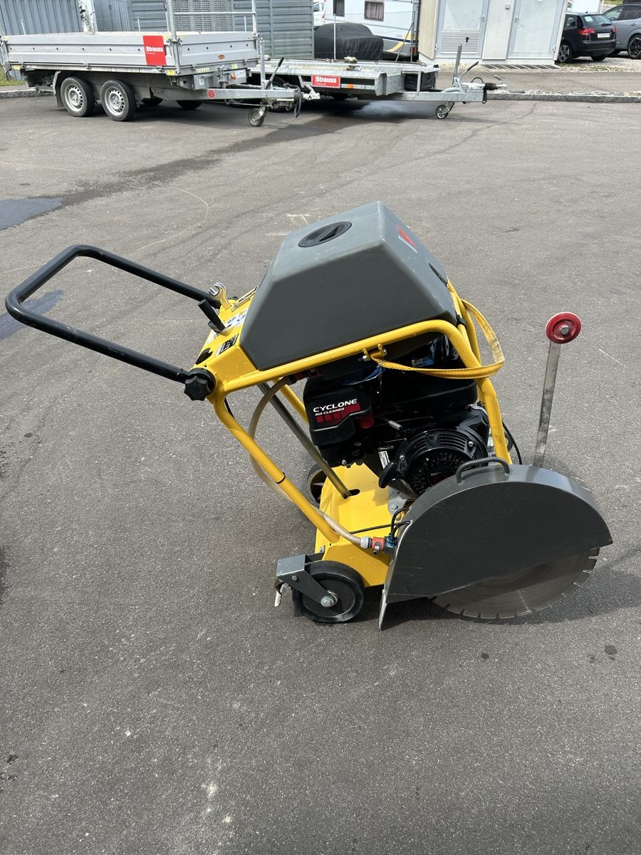 Wacker Neuson Tutte le macchine: Belagsfräser Fugenschneider Wacker Neuson  – Usato da Salmsach venduto da Takeuchi_W395