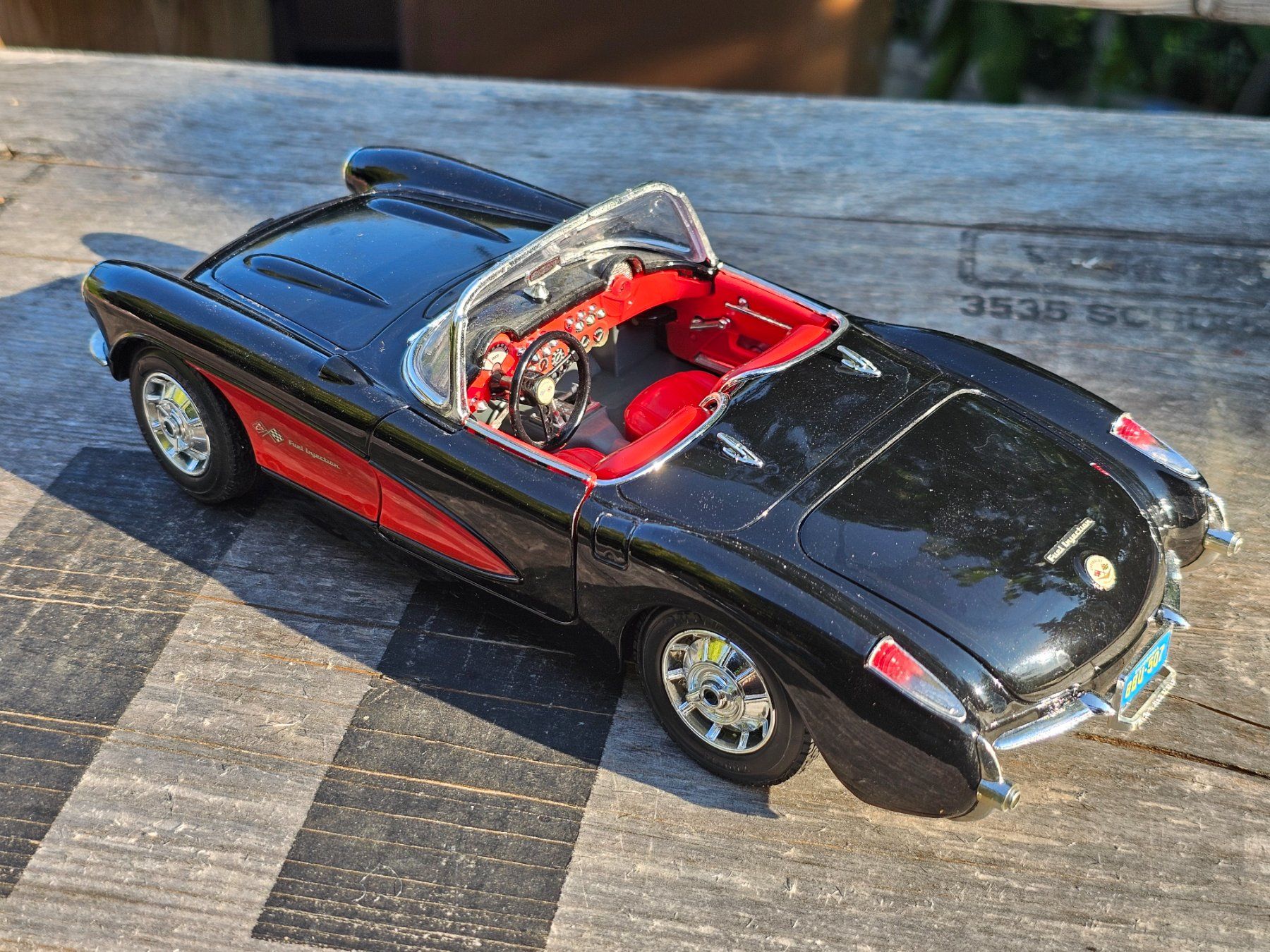 Chevrolet Modellautos: Chevrolet Corvette (1957, 1/18) – Gebraucht aus Meisterschwanden von Hummer21 3