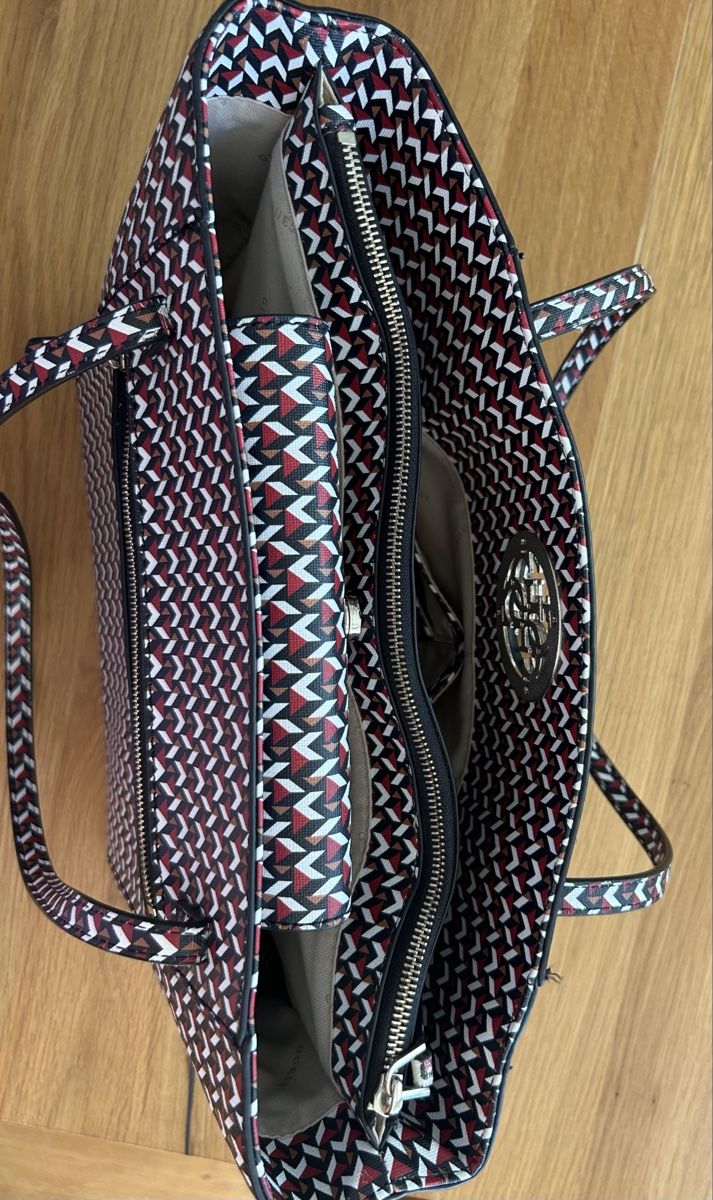 Guess Borse da donna: Guess Handtasche – Usato da Thundorf venduto da pat_6pgv 2