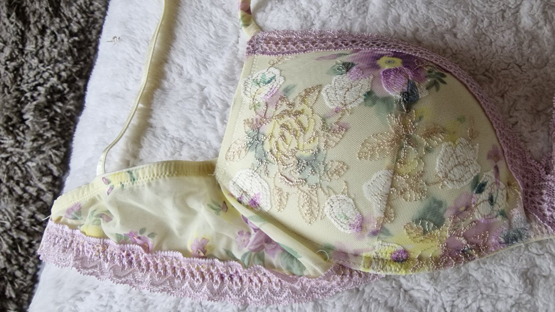 Altra biancheria intima: Push-Up BH von Intimissimi – Usato da Wil  AG venduto da Kfloh 1