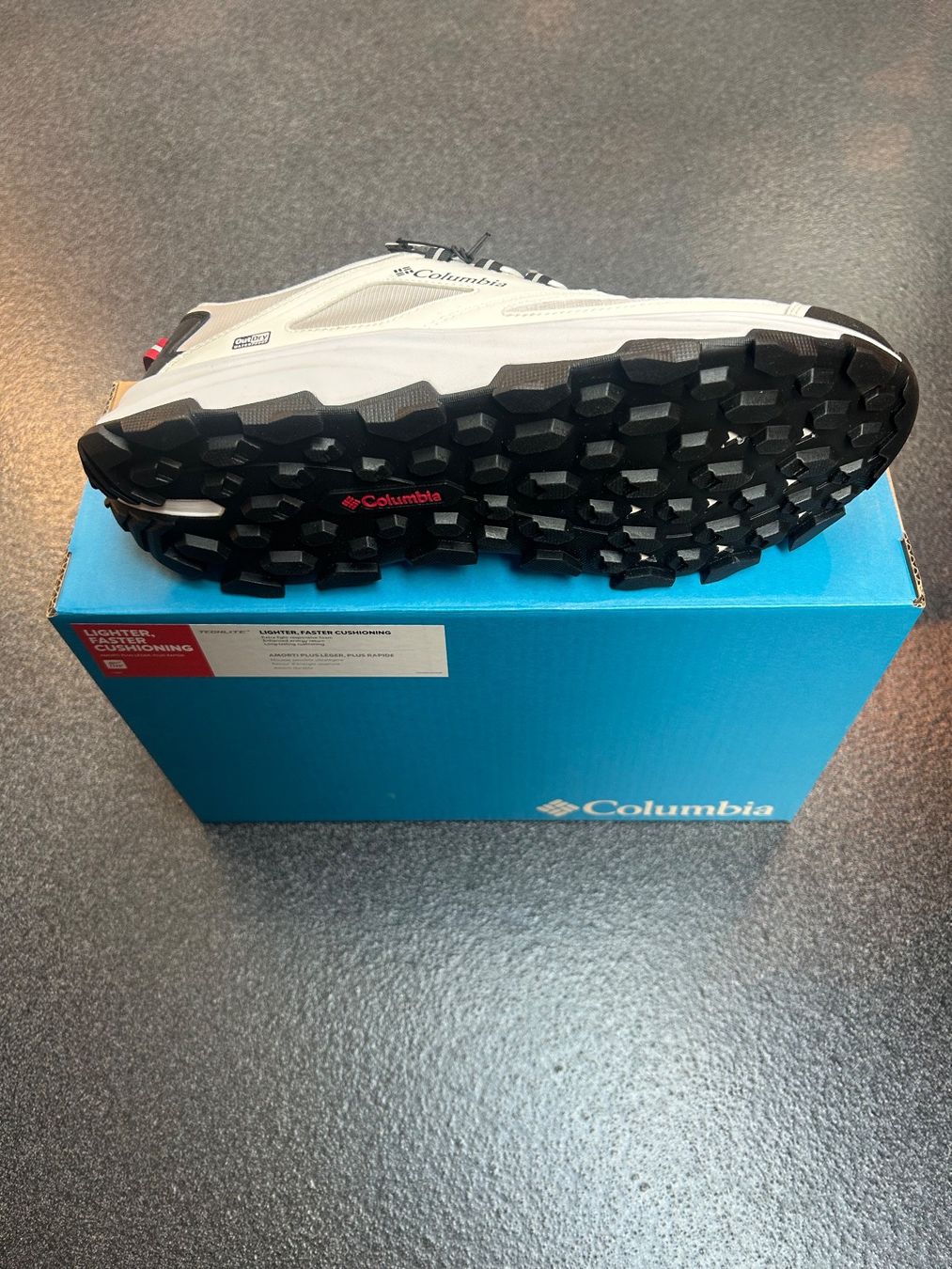 Columbia Scarpe da uomo: COLUMBIA MENS FLOW MORRISON/ BLACK WHITE / DIV. GRÖSSEN – Nuovo e nell'imballaggio originale da Zürich venduto da LIQUIDATOR.CP 1