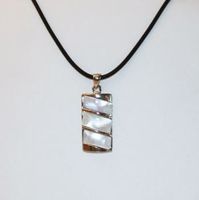 Collier à rectangles nacrés