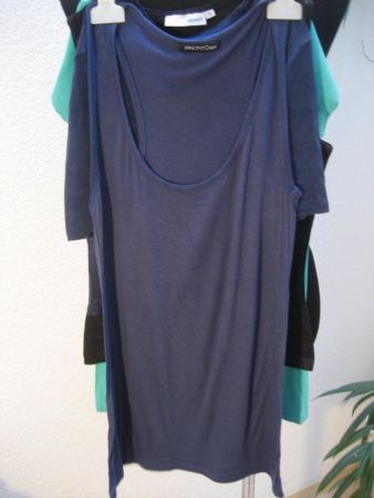 Lot 4 tops/t-shirts taille XS