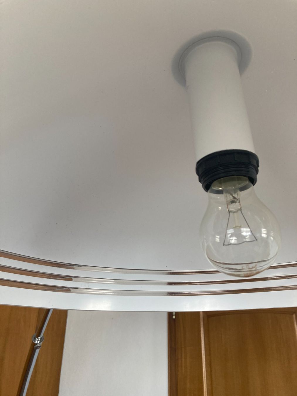 Lampade: Bogenleuchte – Usato da Wil SG venduto da Pin05 3