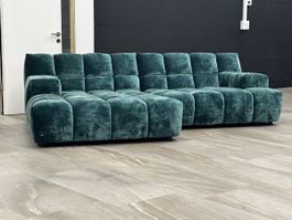 Bretz Sofa