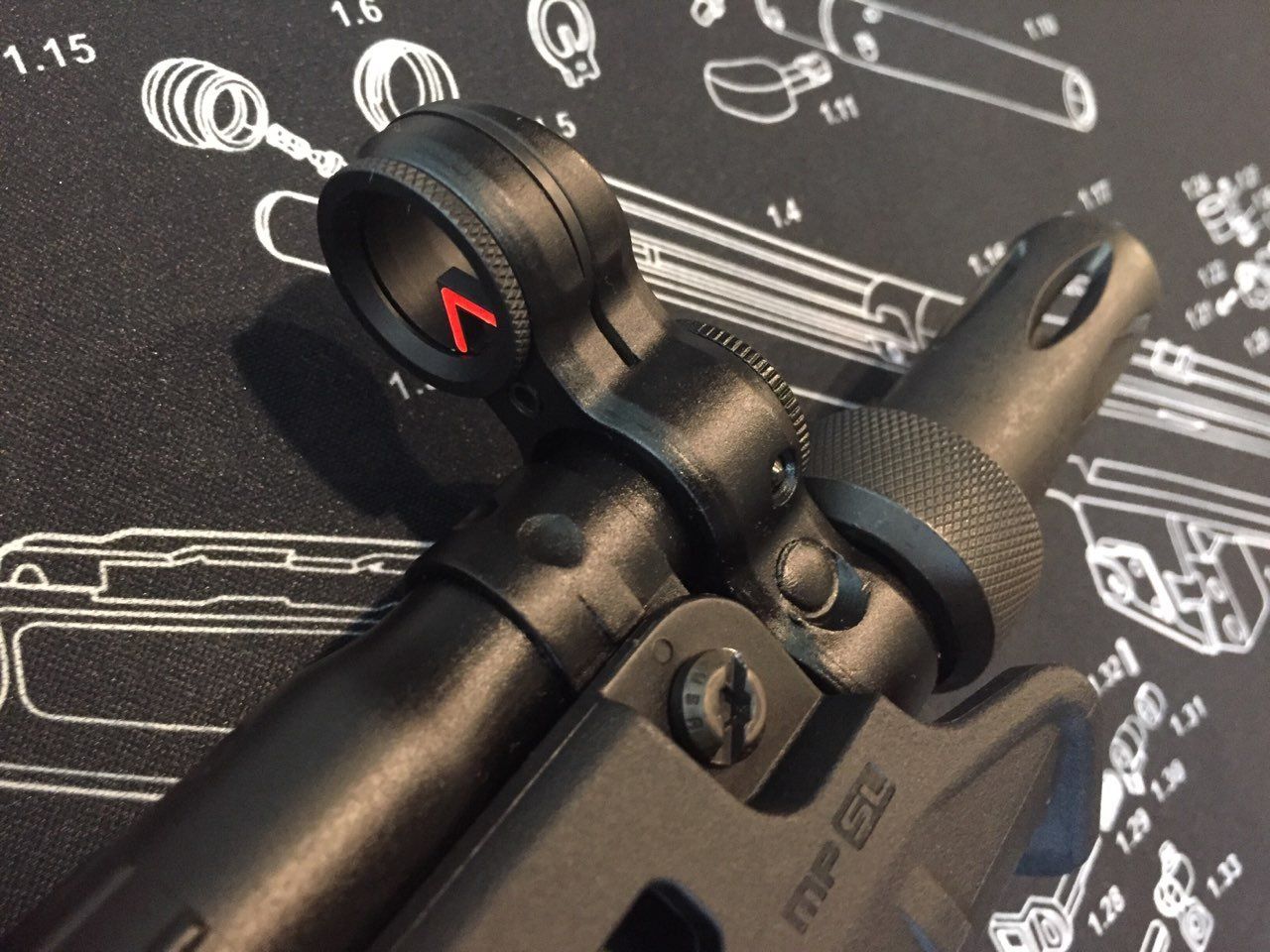 Tutti gli attrezzi: HK MP5 G3 Chevron Visier Blitzkrieg – Nuovo e nell'imballaggio originale da Reinach AG venduto da fur_9nkb