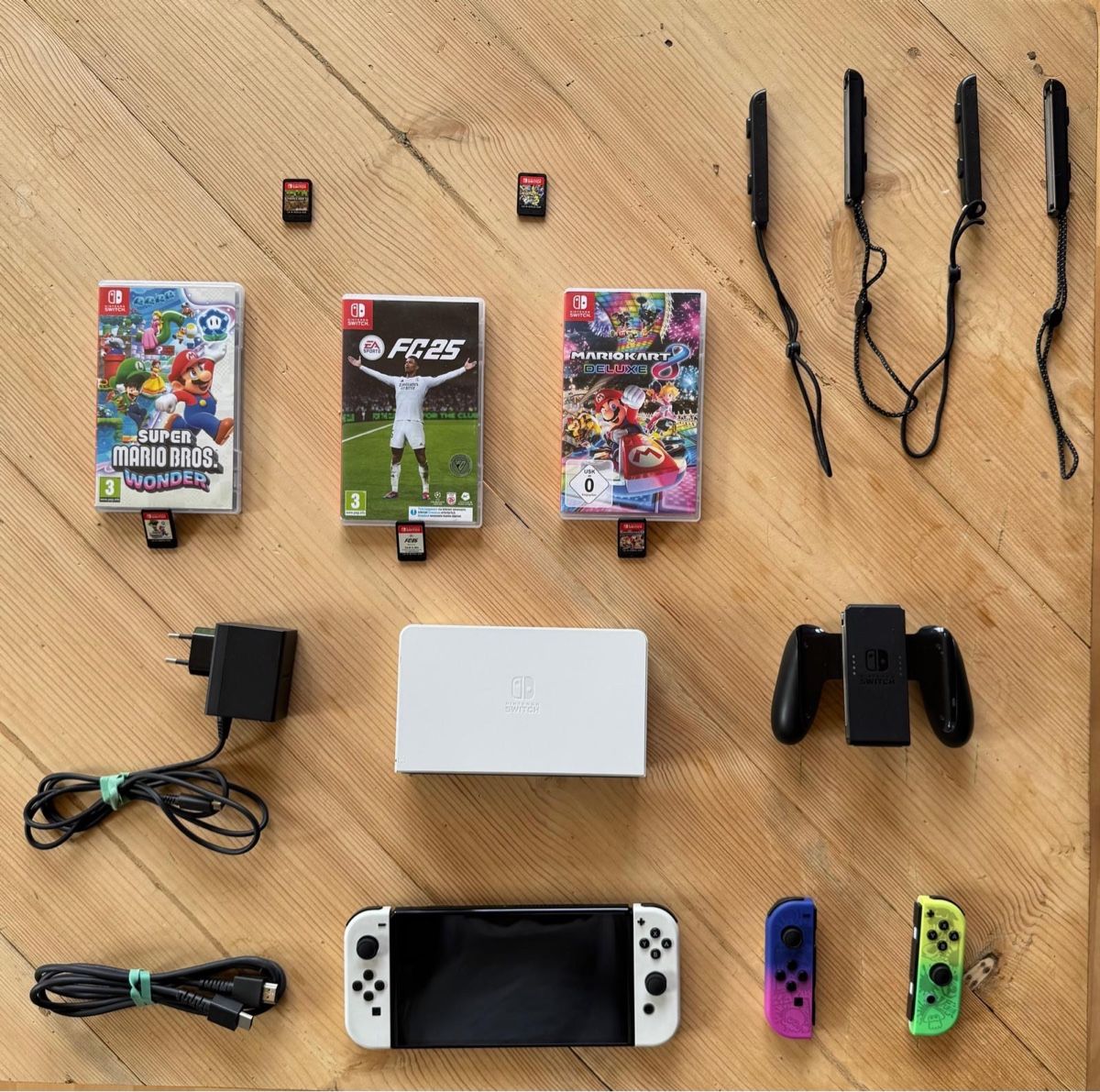 Nintendo Consoles: Nintendo Switch Oled + Zubehör – Neuf (Voir description) à Lenk im Simmental par kberset