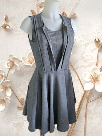 Sommerliches Kleid in Grau, Grösse S - Top Zustand!