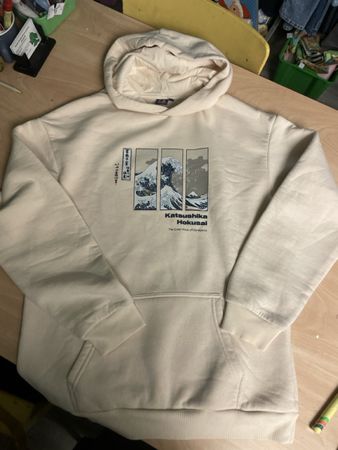 Neuer Hoodie Katsushika Hokusai Motiv beige Gr L 