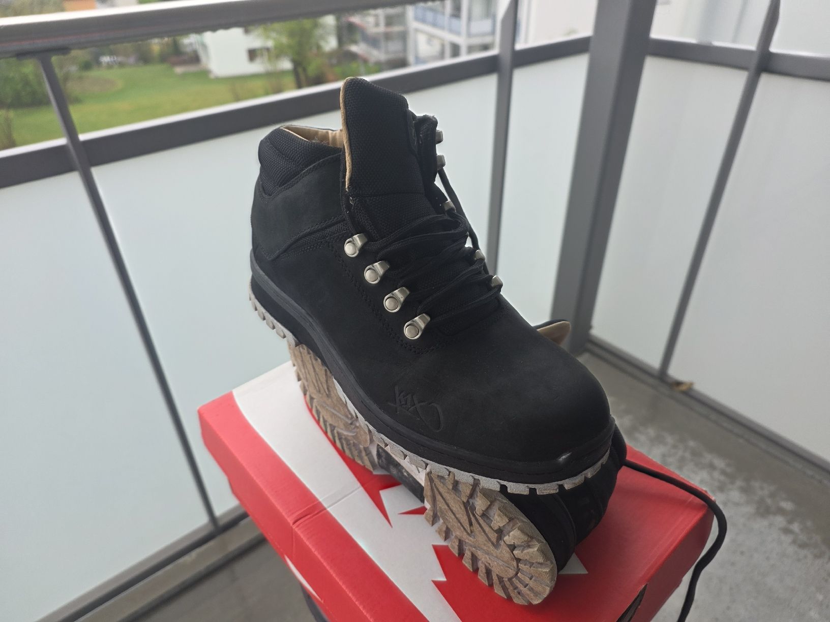 K1X Scarpe da uomo: K1X Schuh grösse 42.5 – Usato da Bassersdorf venduto da elvenditor 1