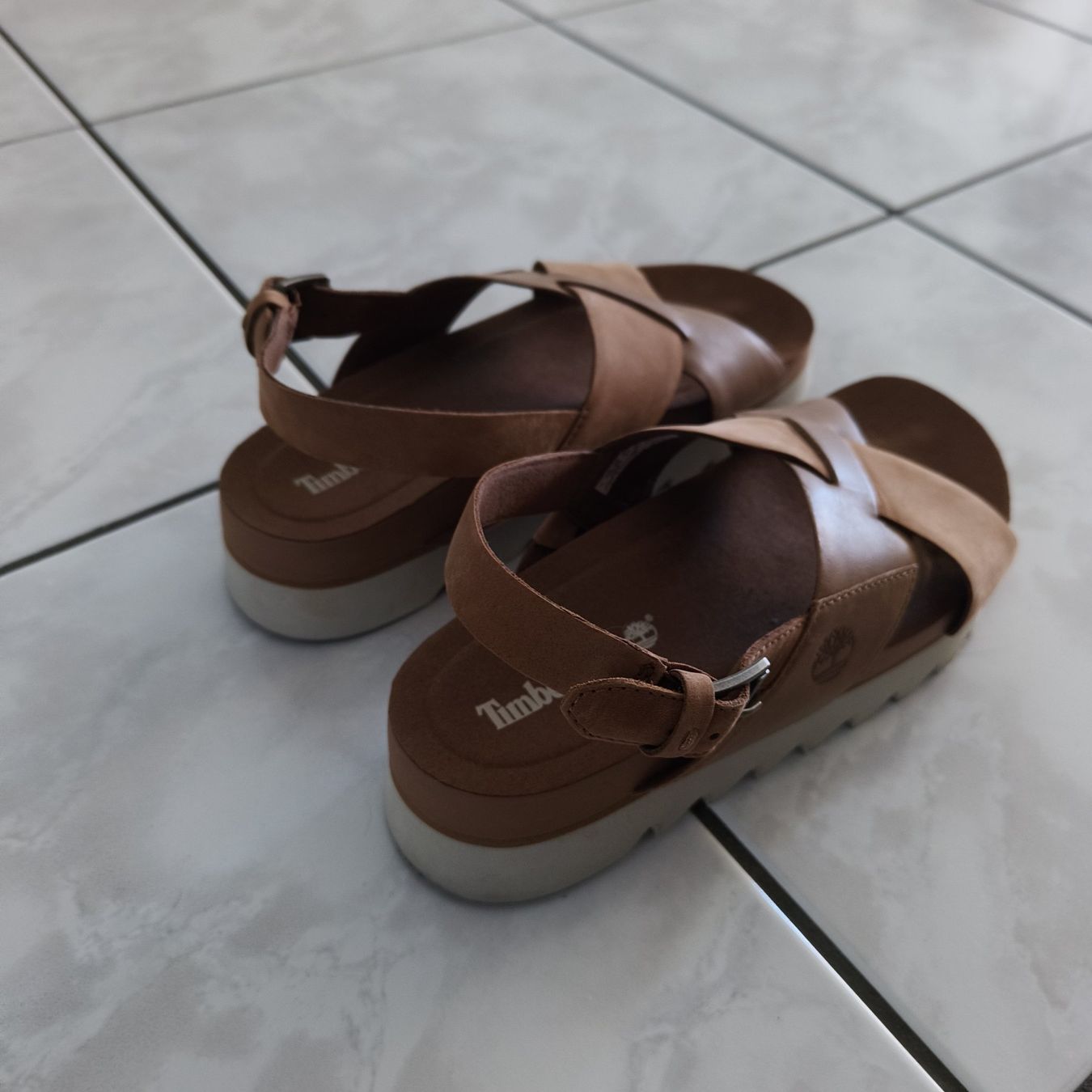 Timberland Damenschuhe: Sandales Timberland 38.5 – Neu (gemäss Beschreibung) aus Neuchâtel von yba_9xgy 1