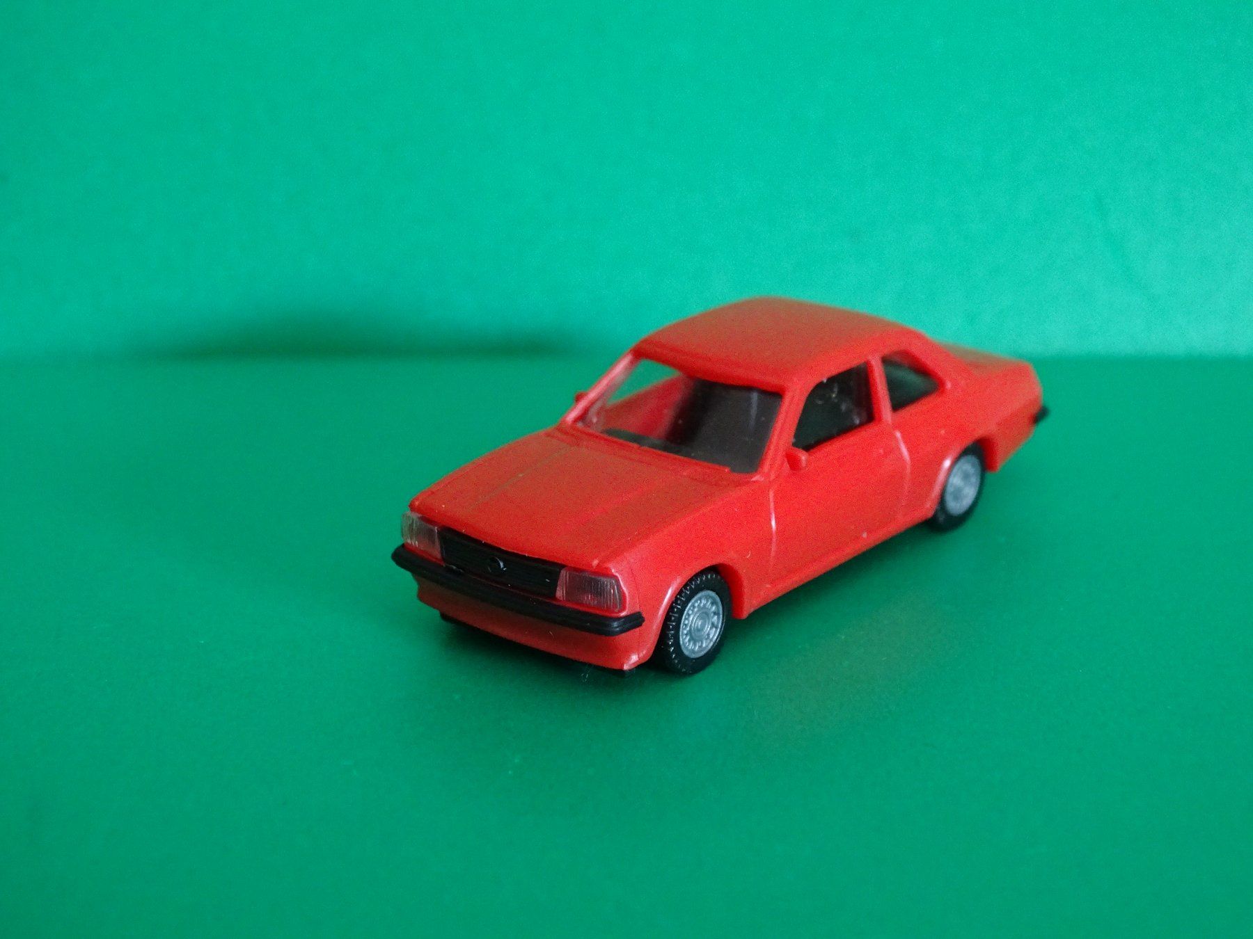 Opel Modellini d'auto: Opel Ascona von Euromodel 1/87 – Usato da Bretzwil venduto da Meex