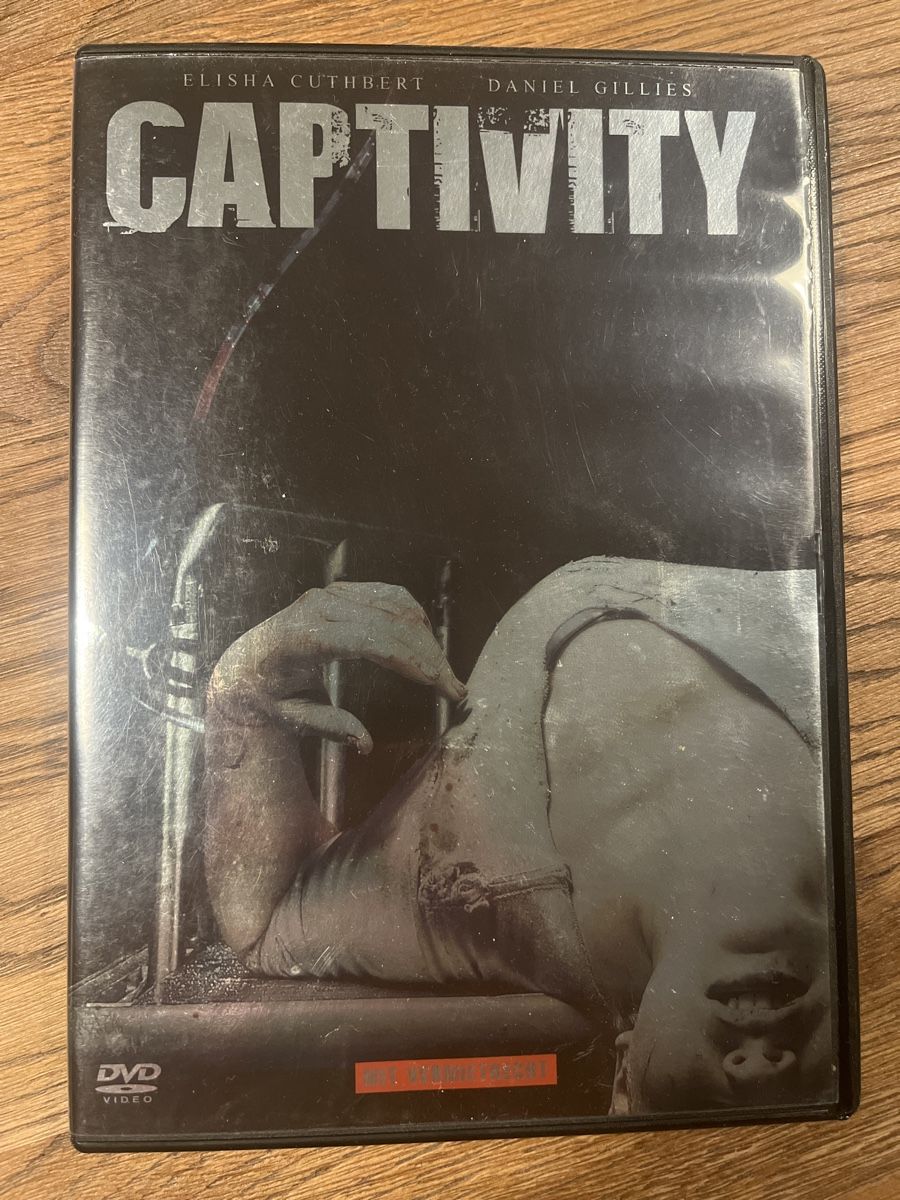 Tutti i DVDs: DVD "Captivity" mit Elisha Cuthbert Thriller Zustand gut – Usato da Glarus venduto da Greenday