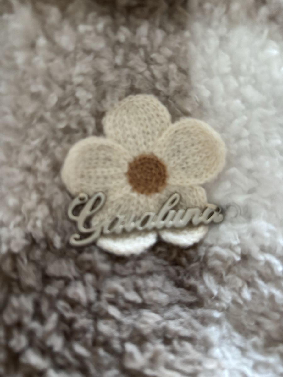 Gilet & Giacche senza maniche: Flauschige Teddyweste Gr. 38 – Usato da Salenstein venduto da Silly...0 7