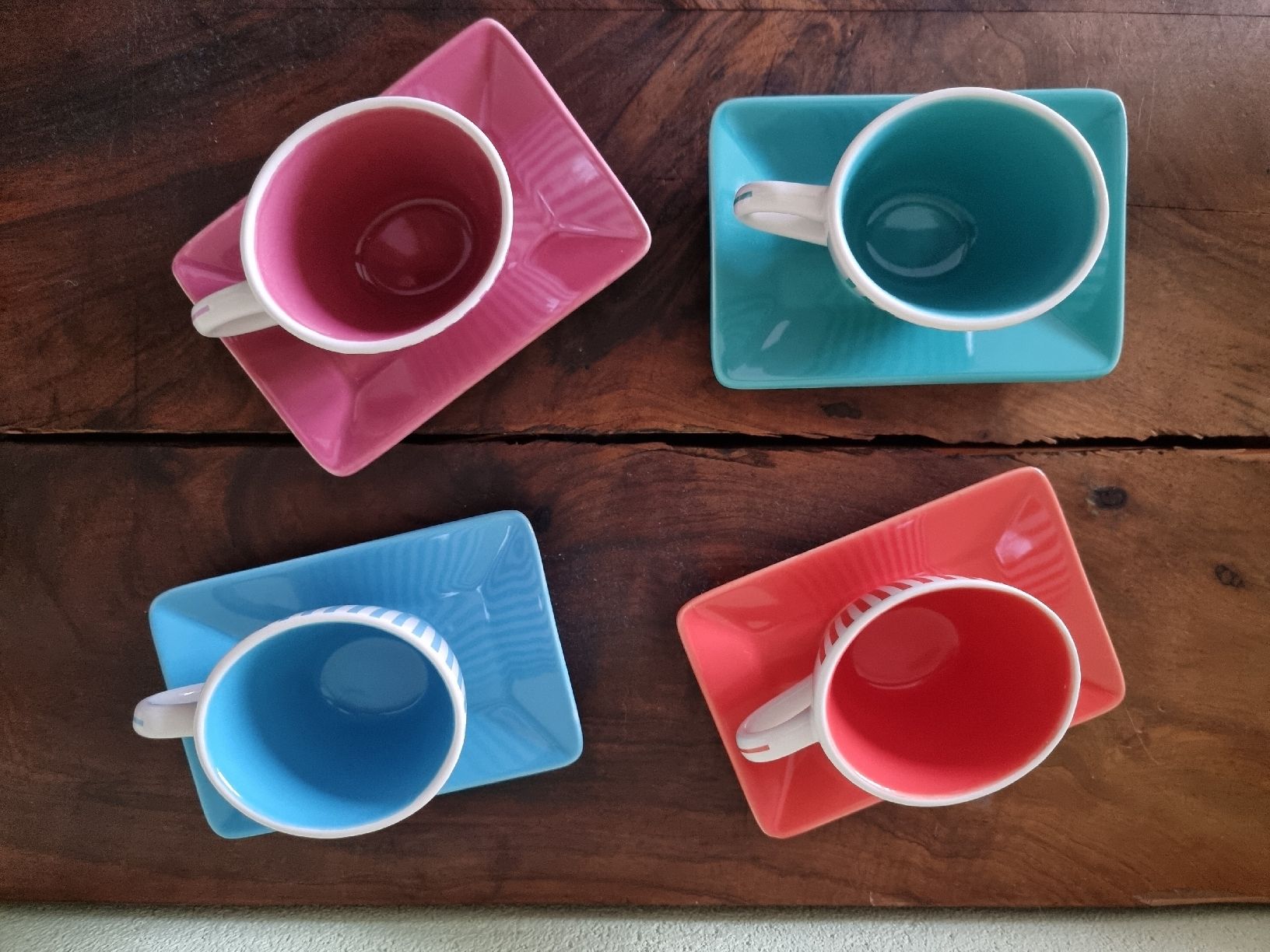 Set di piatti: Vintage Set  4 Espressotassen mit Unterteller – Nuovo (secondo la descrizione) da himmelried venduto da bribuli 8