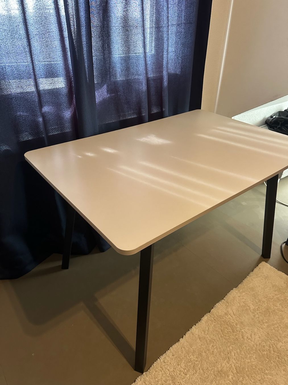 Conforama Tavoli: Table à manger – Nuovo (secondo la descrizione) da Neuchâtel venduto da mol_2282 3
