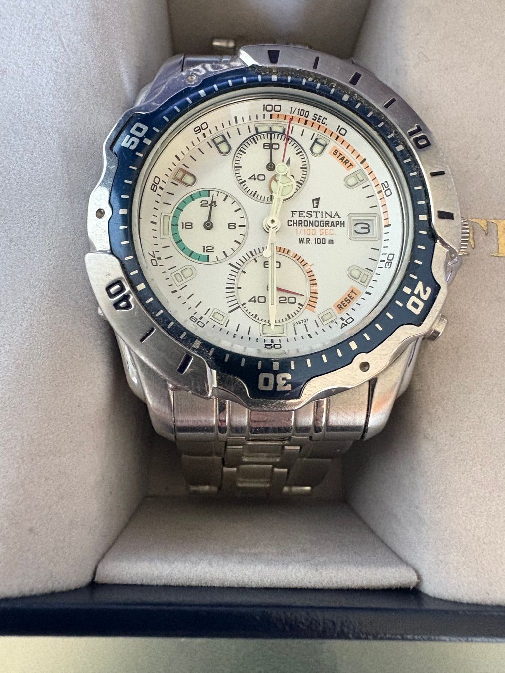 Festina Orologi: Festina Chronograph avec sa boîte et manuel instructions – Usato da Petit-lancy venduto da Jototti 1