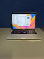 MacBook Pro 13" 2017 Silber Display Verfärbung Defekt #53