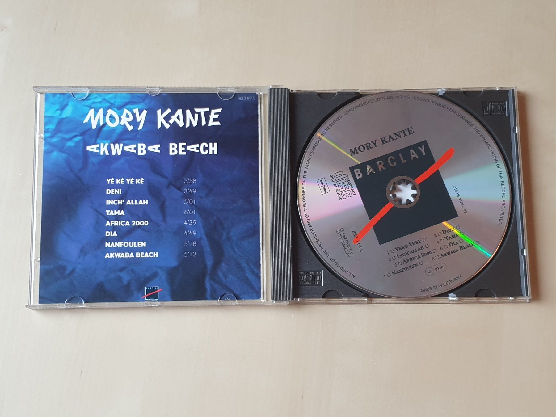 CD: Mory Kante Akwaba Beach – Usato da Stansstad venduto da collectorsshop 2
