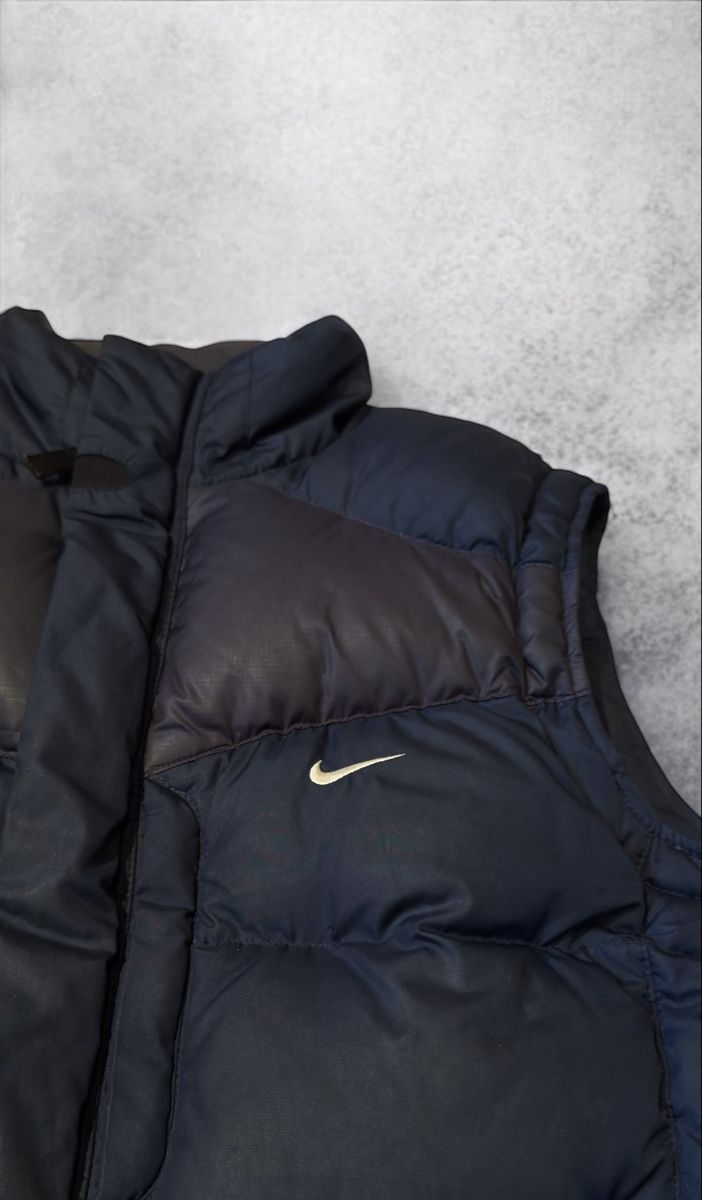 Nike Gilets: Nike Pufferweste (M) – Neuf (Voir description) à Aarburg par syning46 1