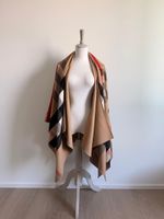 Elegante Schneiderpuppe / Damenbüste in Creme-Weiss