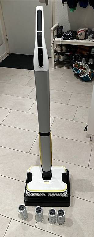 Tutte le macchine: Kärcher FC7 Cordless – Usato da Bülach venduto da Peron83