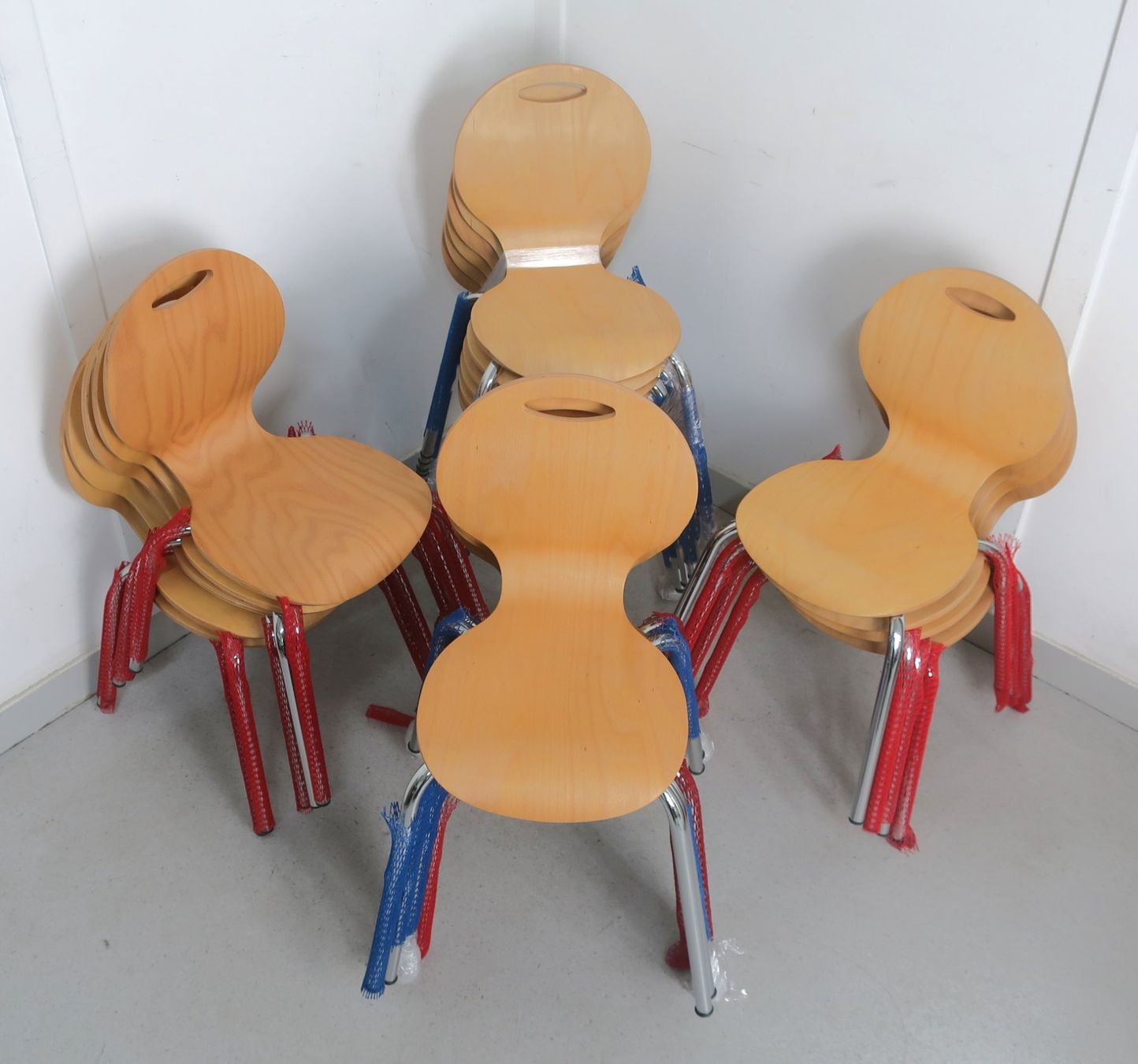 Sedie: Kinderstuhl aus Holz – Nuovo e nell'imballaggio originale da Volketswil venduto da brockipfannenstil 5