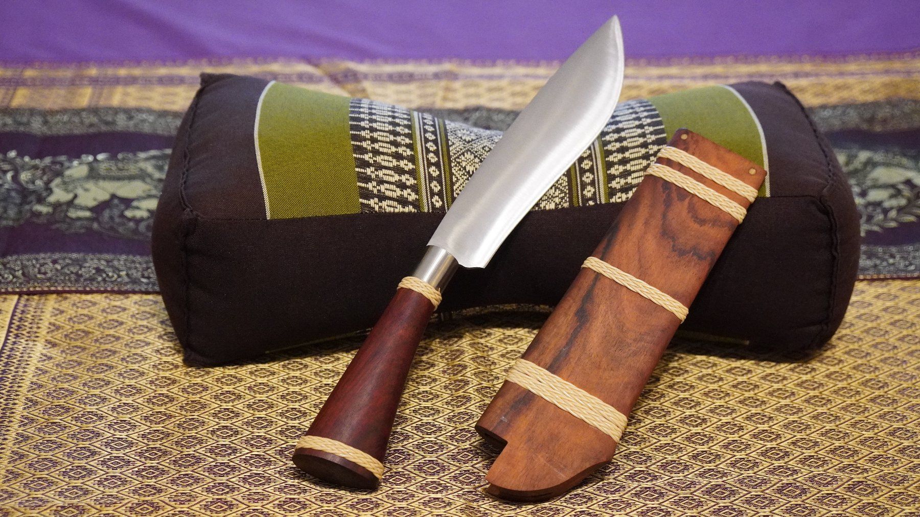 Zubehör: Messer im traditionellen Thai-Stil, Schlichte Eleganz – Neu (gemäss Beschreibung) aus Liestal von ElektraG