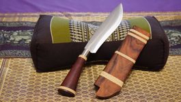 Messer im traditionellen Thai-Stil, Schlichte Eleganz